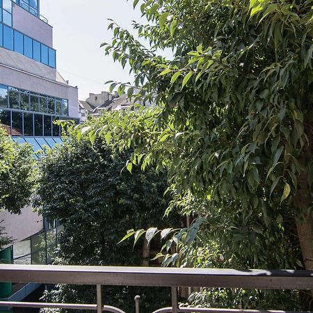 Luxury City Center Two Bedroom Apartment Close To Beach Varna Extérieur photo