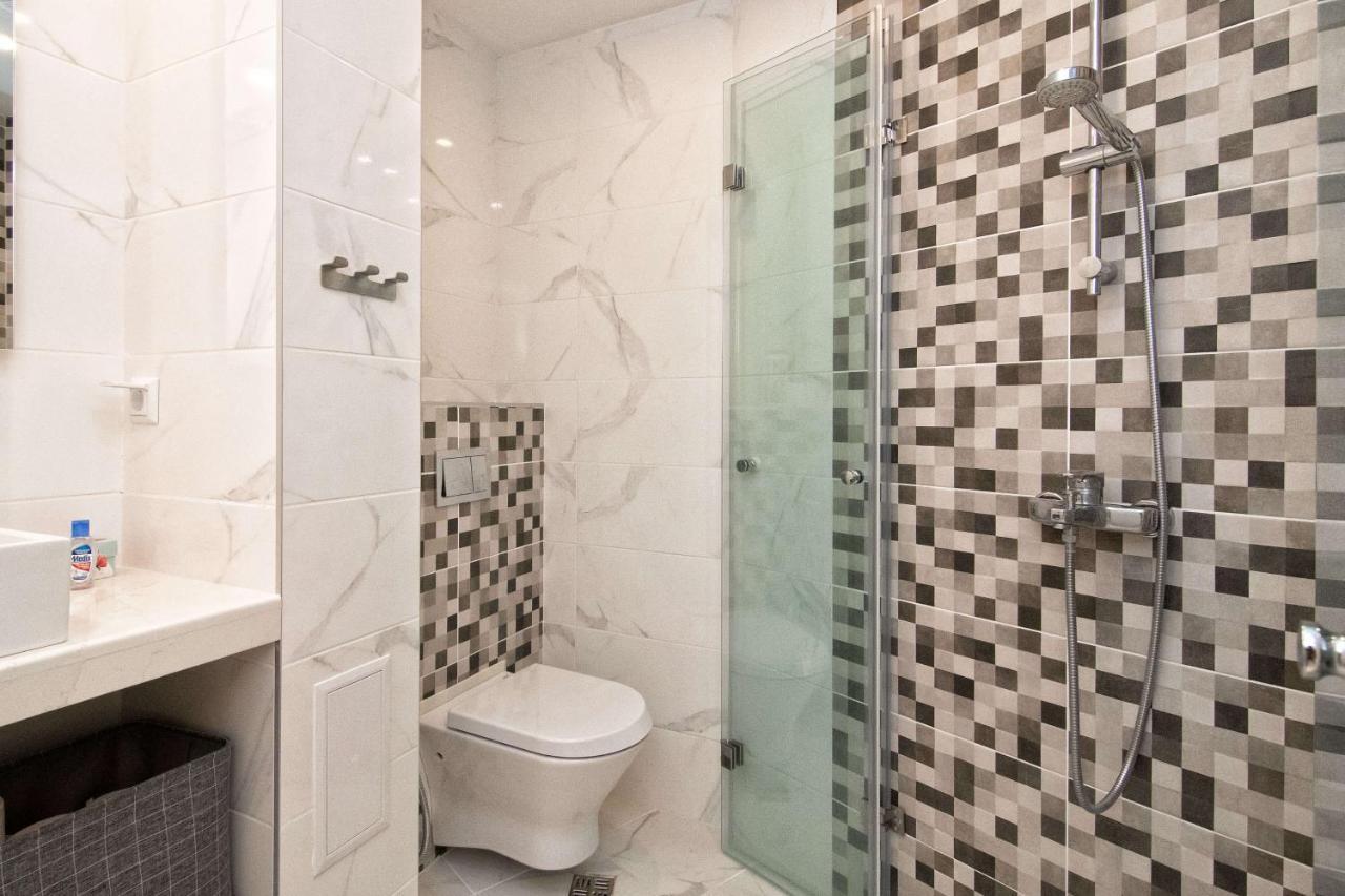 Luxury City Center Two Bedroom Apartment Close To Beach Varna Extérieur photo
