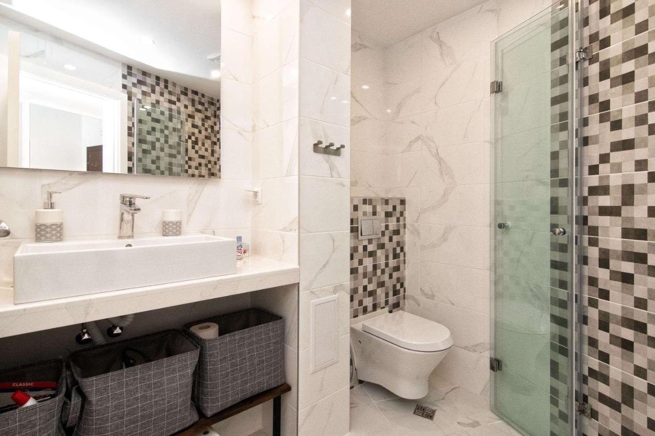 Luxury City Center Two Bedroom Apartment Close To Beach Varna Extérieur photo